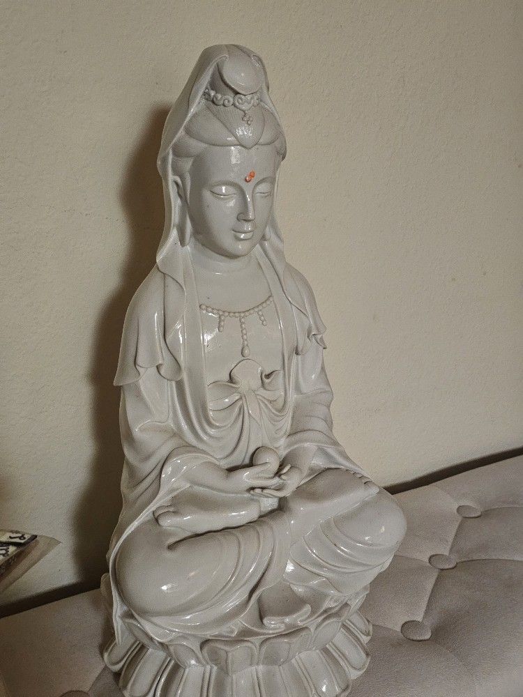14"China Buddhism Dehua white porcelain Kwan-Yin GuanYin Buddha statue