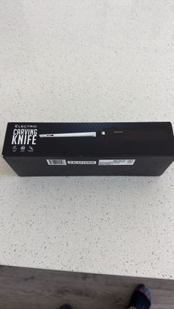 Electric carving knife