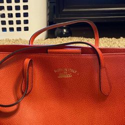 Gucci tote bag. Color orange/ red