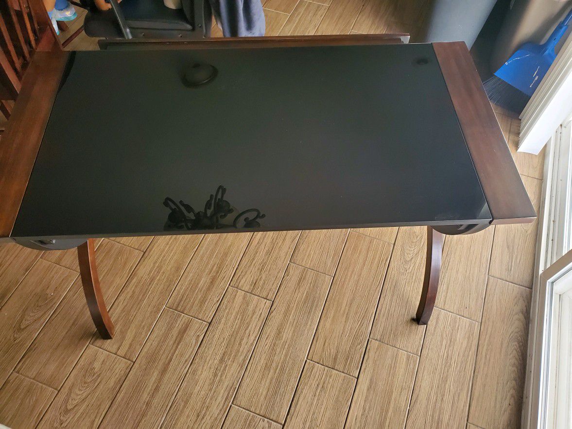 Glass/Wood Desk