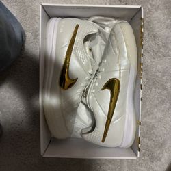 Ronaldinho Indoor Size7.5