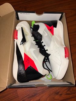 Men’s Jordan sneakers