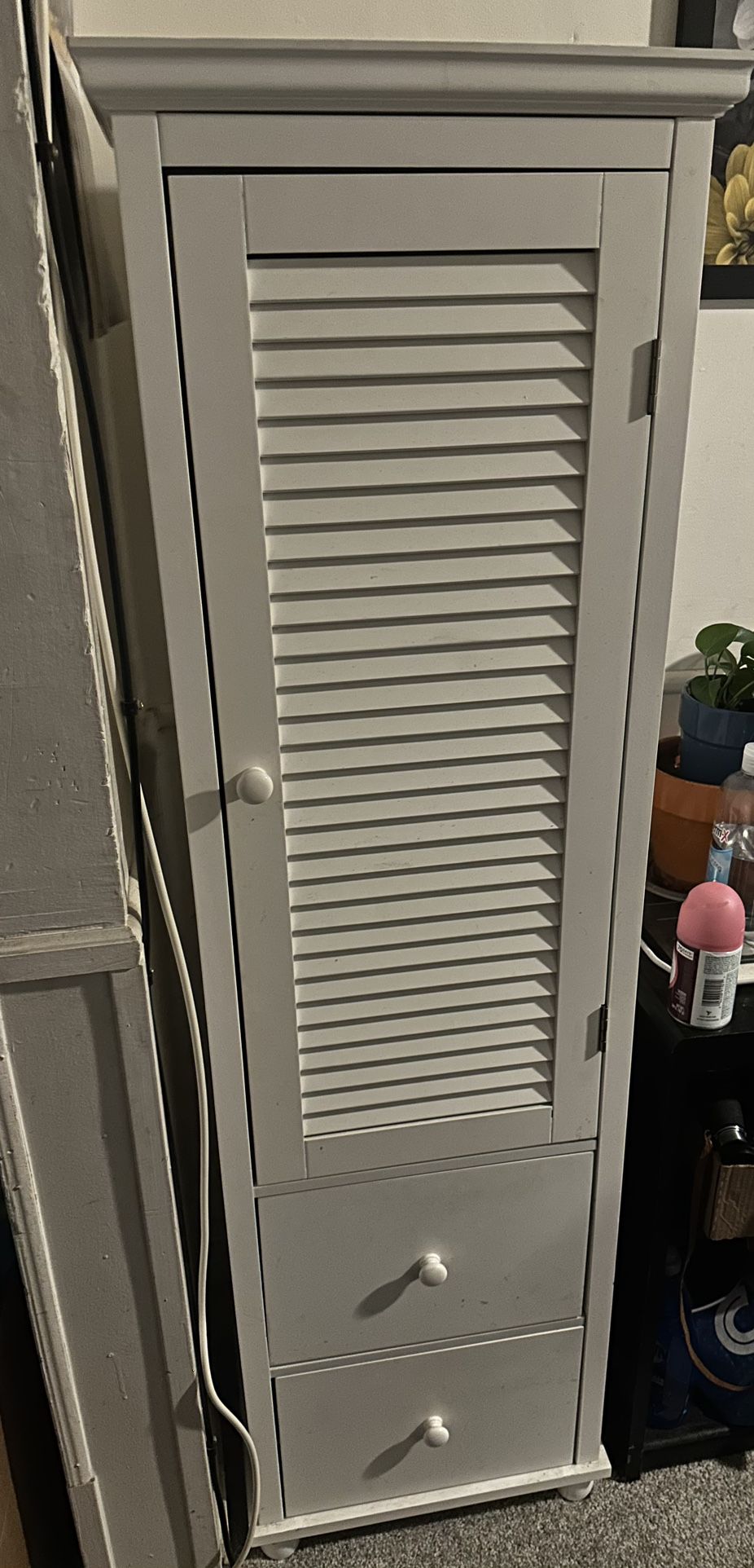 Storage Cabinet With Drawers