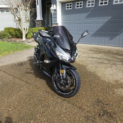 Kawasaki Ninja 1000 ABS Motorcycle