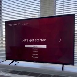 TCL 43" CLASS 5-SERIES 4K UHD DOLBY VISION HDR ROKU SMART TV - 43S525