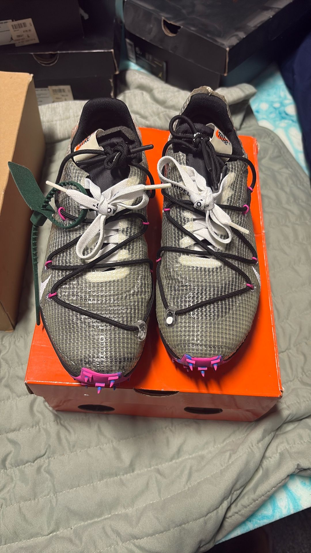 Off White Vapor Street WS