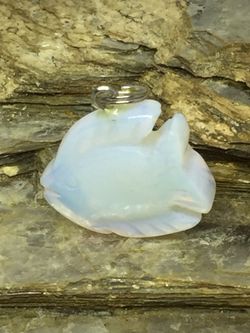 Australia Fish Shaped Carving Fire Opal