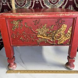 Chinese antique painted red lacquer wood stand with carved and gilt side panels