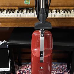 Miele Swing H1 Quick Step Powerline Upright Stick Vacuum Cleaner Model SAAO0 