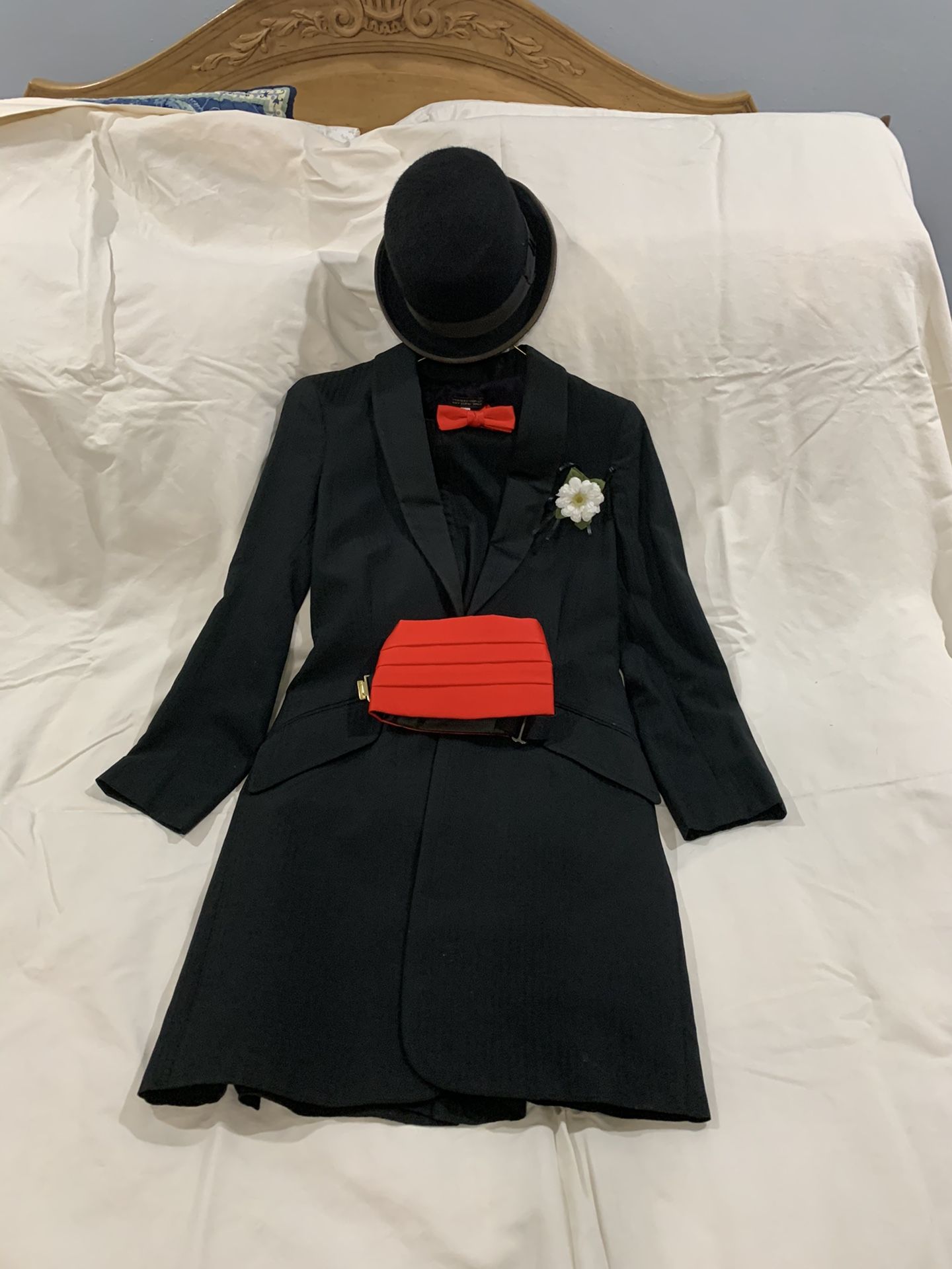 Evening dress saddle suit, black with red cumber bun and matching bowtie, Size 8, With Reed Hill custom top hat size 6 3/4