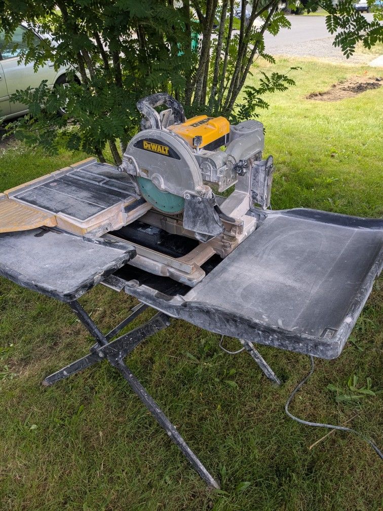 DeWalt 24000 Tile Saw