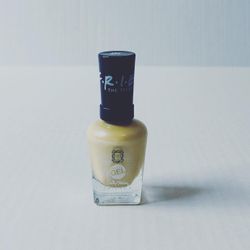 Sally Hansen Miracle Gel Friends Collection Yellow Taxi