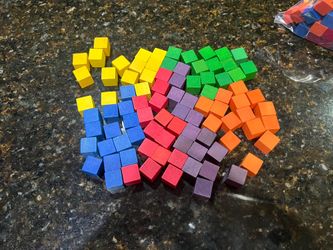 Math Manipulatives 2 cm Wooden Cubes - Set of 90