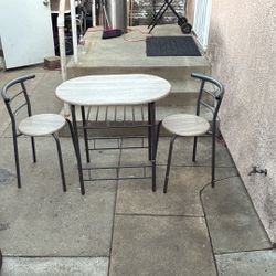 Table Dinet 2 Chairs 