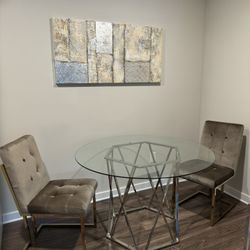 NEED GONE!!! Dining Table & Chairs