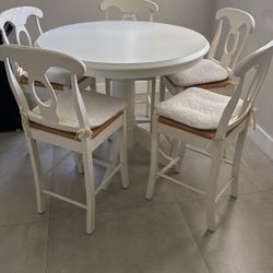 Dining Room Set / Estate Sale 