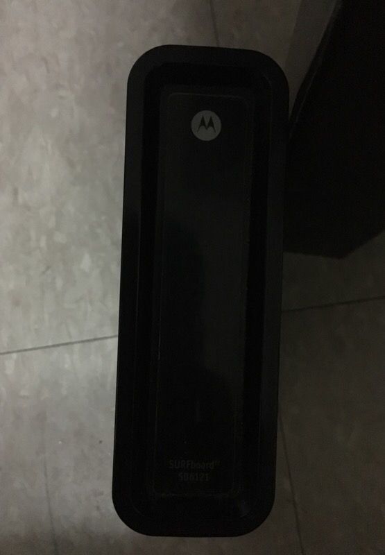 Motorola SB6121 modem