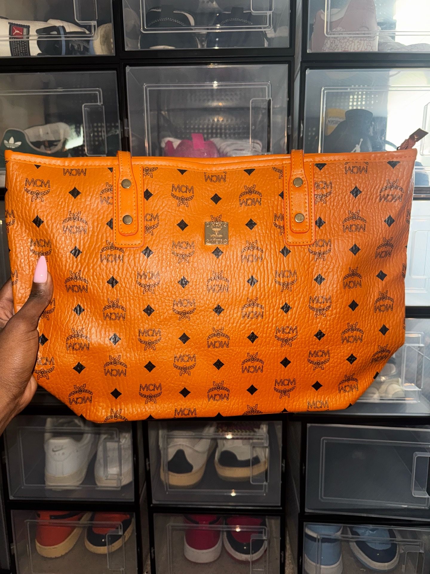 M Tote bag