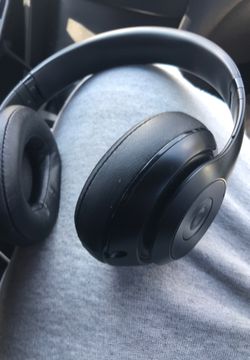 Beats studio 2s wriless