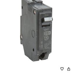 GE 20-amp circuit breaker in bulk O Have 10