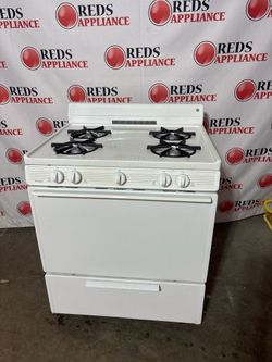 Electronic Ignition Range with Hot-Surface Oven Ignition