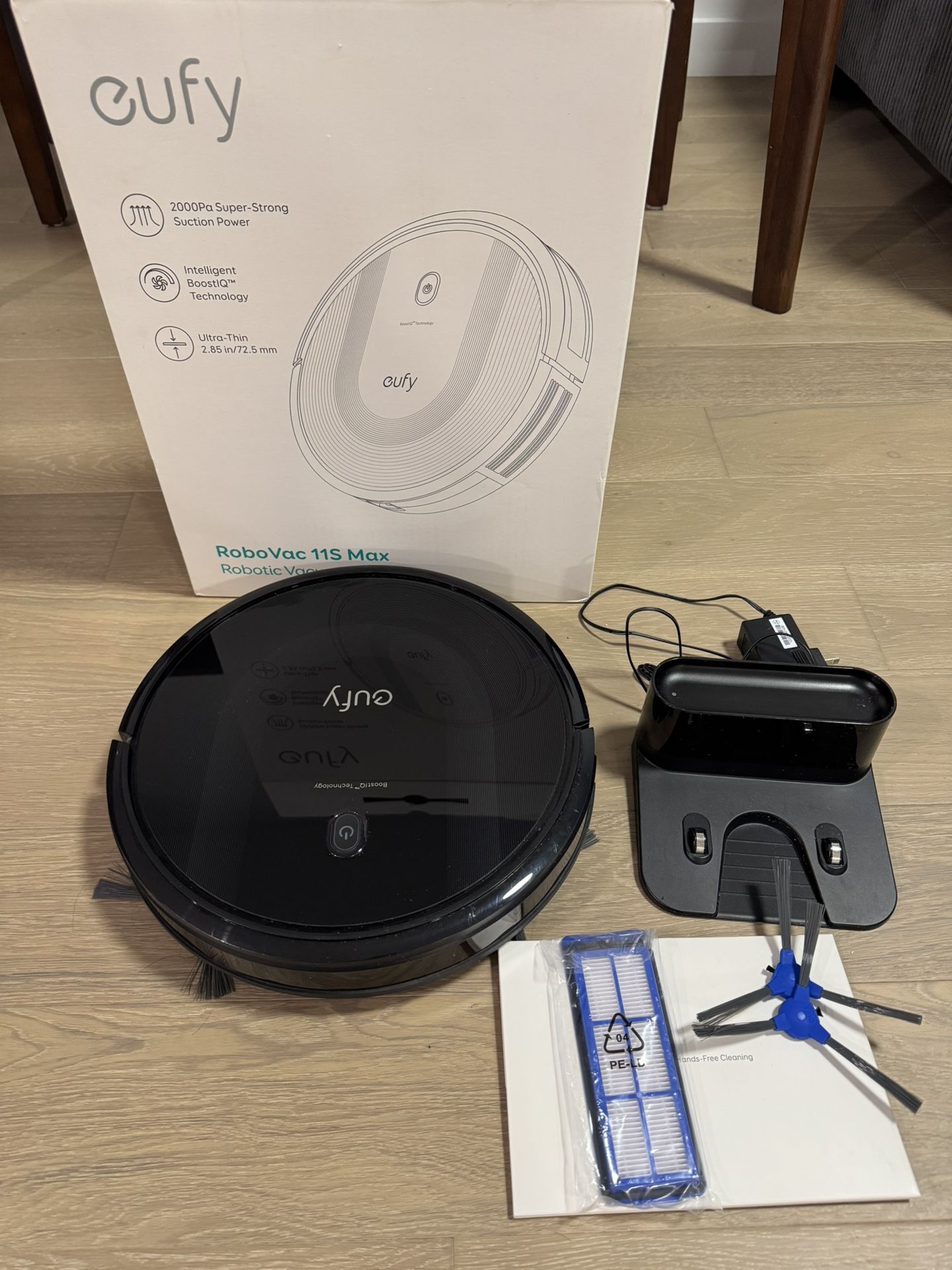 Eufy 11S Max (Great Condition) + Extras