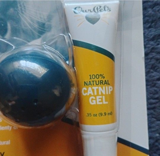 OurPets Natural Catnip Gel with Ball Toy