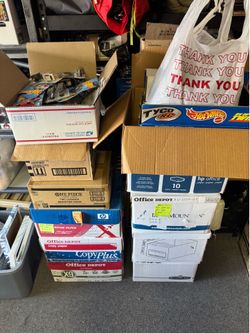 Huge Hot Wheels lot!! NEED GONE