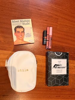 Makeup matte lipstick eyeshadow toiletry bag hair extensions