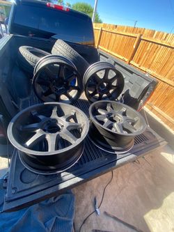 Chevy rims 20x9 good condicion
