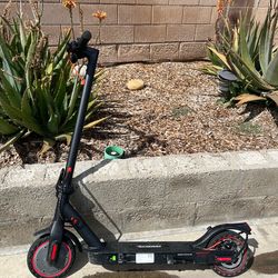 Electric scooter