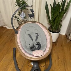 Maxi Cosi Automatic Baby Swihg/Chair