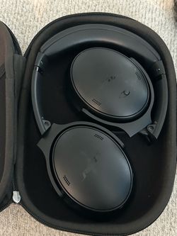Bose QC (Quiet Comfort) Wireless Bluetooth Headphones