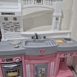 Kids Play Kitchen 