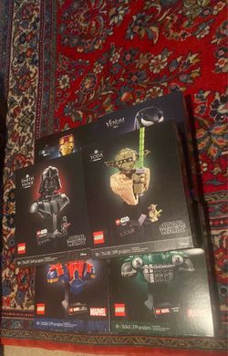 Lego full bust set