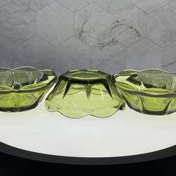 Set of (3) Vintage Avacado Green Anchor Hocking Hazel Atlas Scallop Dip Bowls.