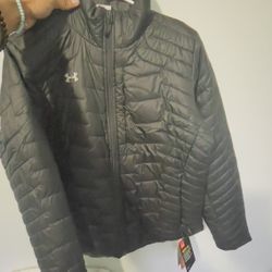 Women’s Under Armour Windbreaker