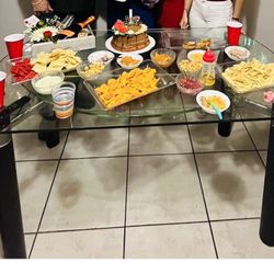 Table Dinner With 4 Chair 