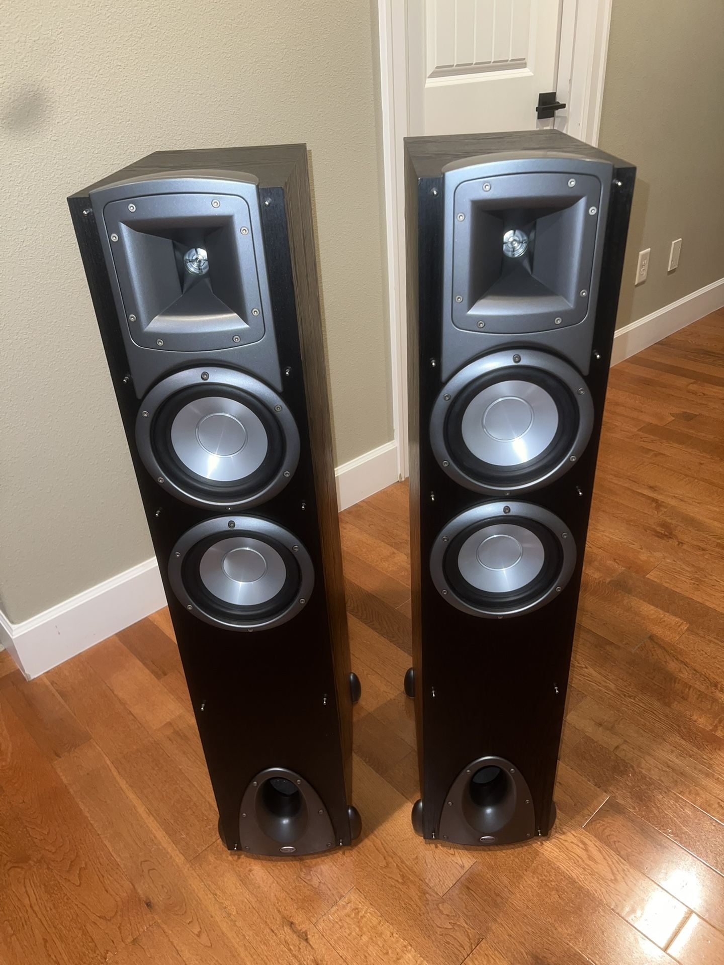 Klipsch synergy F2 Floorstanding speakers