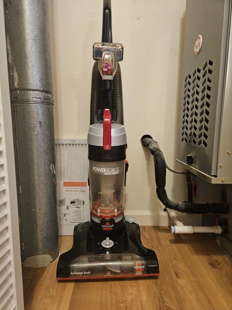 Bissell PowerForce Helix Turbo Vacuum Cleaner