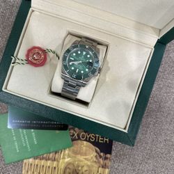 Luxury Watch Role
