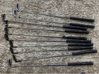 10 Golf Clubs - Left Hand LH Irons TaylorMade