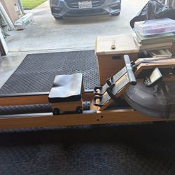 WaterRower Oak Rowing Machine With S4 BLE Monitor