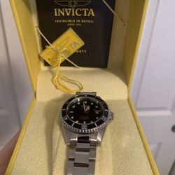 Invicta Pro Diver 89320B – Like New w/ Box + Extra Links