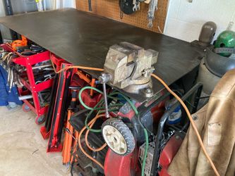 Welding Table with vice