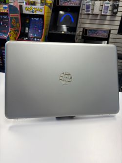 HP Pavilion 15.6" Touch Screen Laptop (Windows 10)