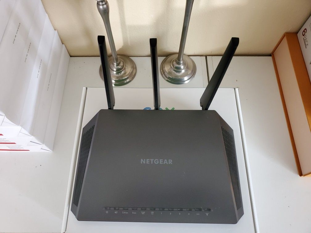 NETGEAR - Nighthawk AC1900 Dual-Band Wi-Fi 5 Router