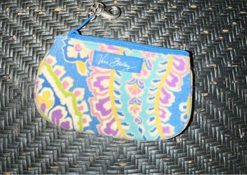 VERA BRADLEY LITTLE ZIPPER CHANGE PURSE