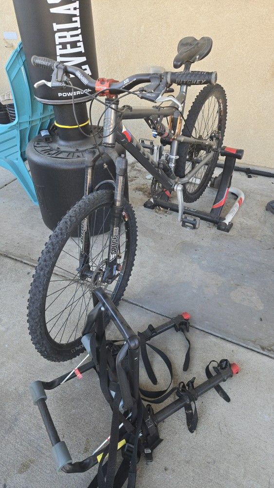 Ibex Mountain Bike with Trainer and Bike Rack