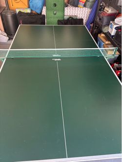 Kettler ping pong table and accessories